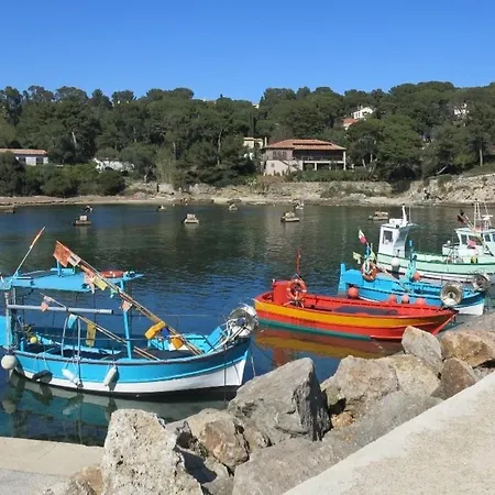 Federicca On Giens Peninsula * הייר